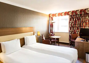 recommended-hotel-hilton-london-olympia airport-expo 2019