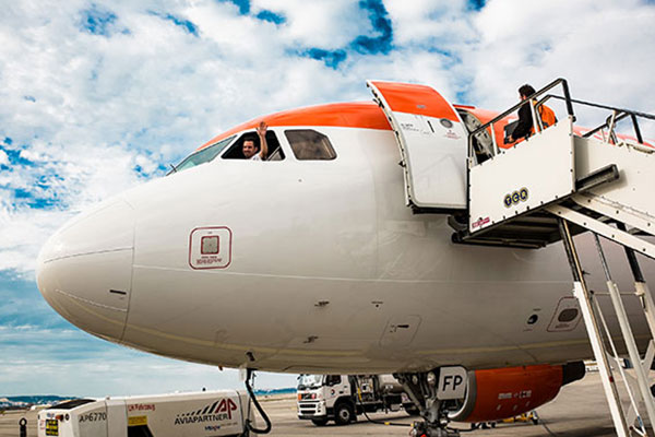 easyjet-london-luton-thumb